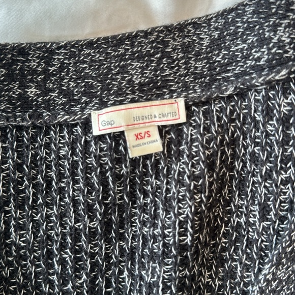GAP 3/4 sleeve marked black cardigan - Picture 4 of 5